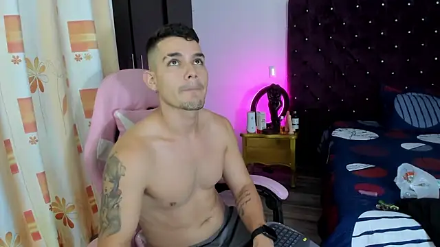 BooyHott_ live sex cam