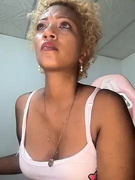 Amaliu_'s cam snapshot