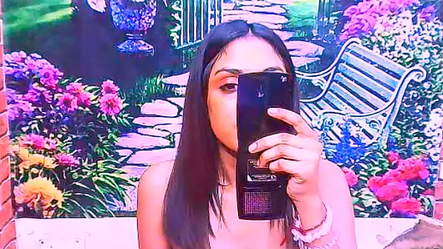 IndianPretty1's cam snapshot