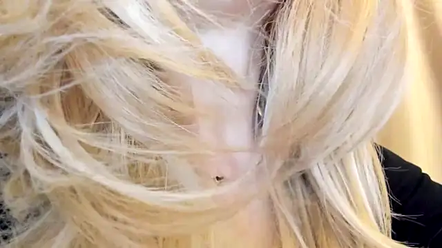 Politeeliza's cam snapshot