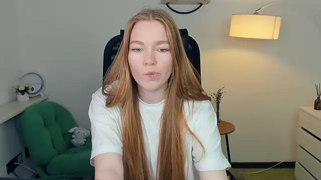 LavetaShiroma's cam snapshot