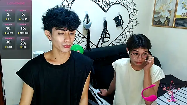 WildestTwink live sex cam