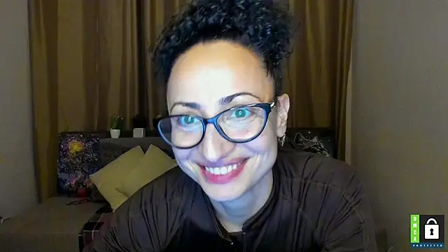 Arianasweety23's cam snapshot