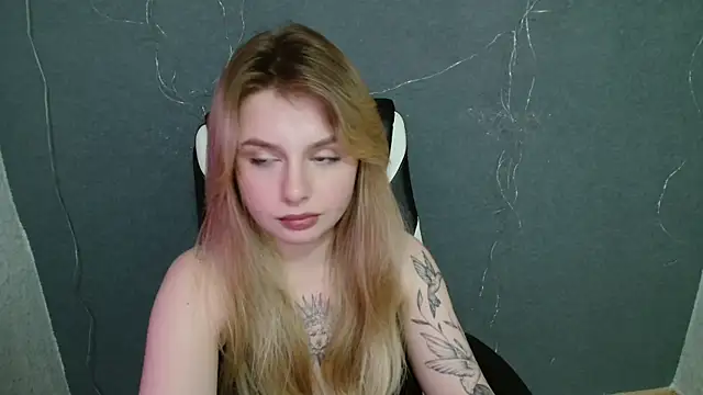 AngelicaHollywood's cam snapshot