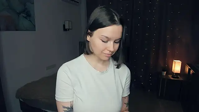 IrmgardBuzard's cam snapshot