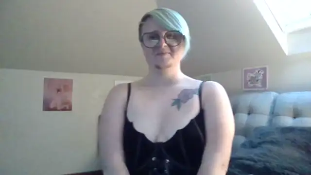 queerlyjaz live sex cam