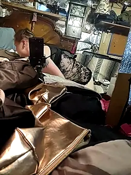 kellyjean0217's web cam