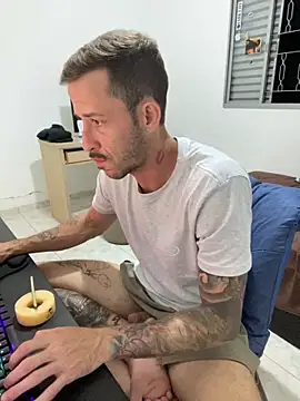 Lucasjandre's cam snapshot