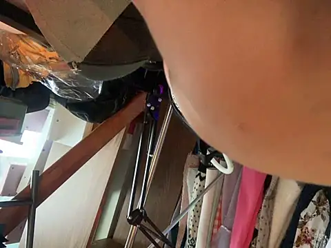 gurlnips live sex cam