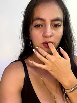 salo-rousee's cam snapshot