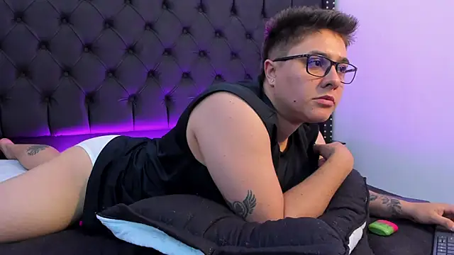 IanGilbert live sex cam