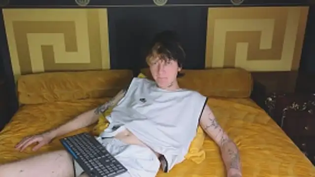 TRAVIS_CLAS live sex cam