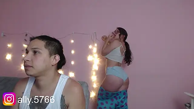 GoalXCouple live sex cam