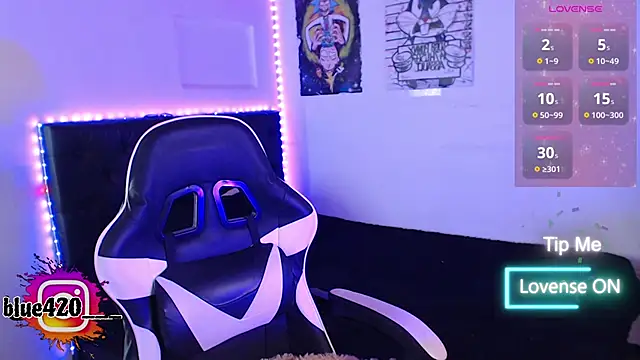 Skyler__blue4 live sex cam