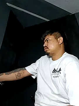 DickMasterfindom live sex cam