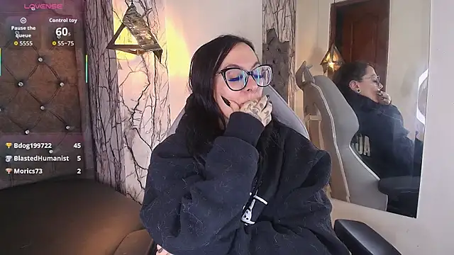 Zami_Escobar_of live sex cam