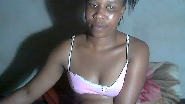 AdorableAfricanStar69's cam snapshot