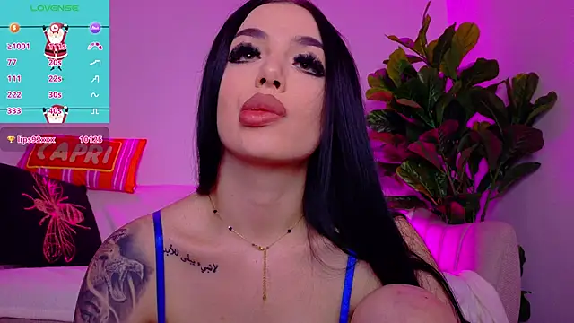 TiaBelle's cam snapshot