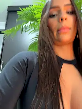 Mau_White live sex cam