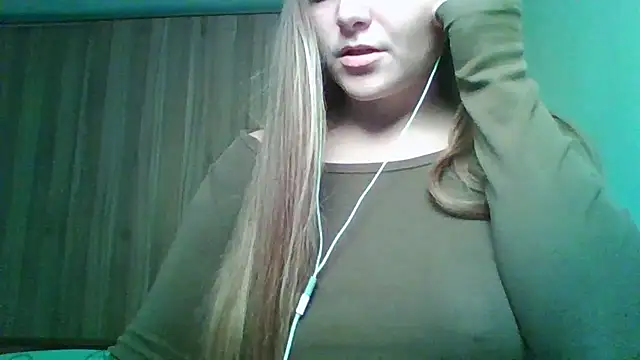 Evasapples's cam snapshot