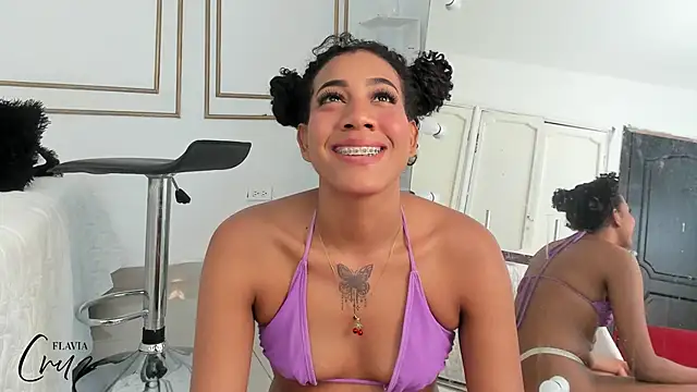 flavia_cruz live sex cam