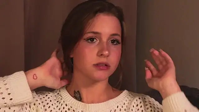 LoveSeekins live sex cam