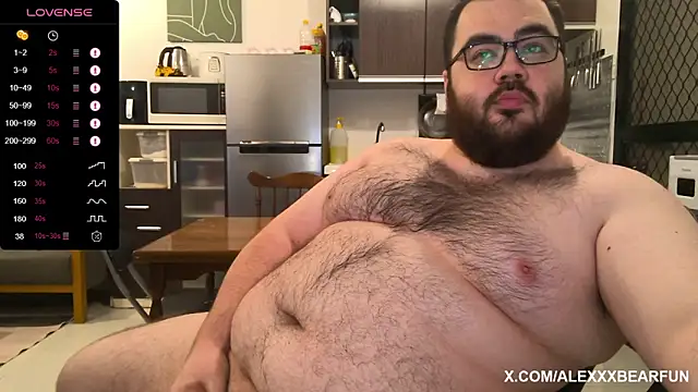 alexxxbear live sex cam