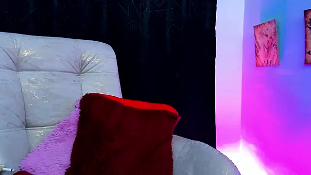 queen_salomme's cam snapshot