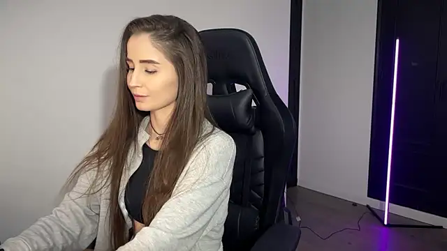 -KroshkaEnot-'s cam snapshot