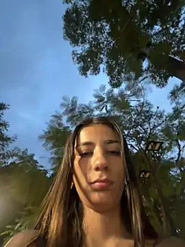 -juicy_'s cam snapshot