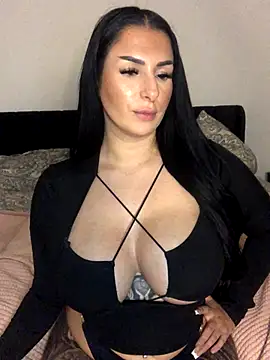 Mia-Bremer live sex cam