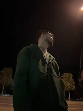 mertkaan27 live sex cam