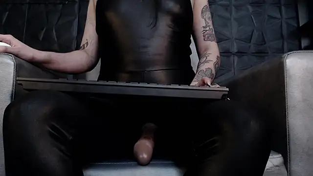 Agata_Darkness live sex cam