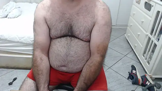 MysterBearMG live sex cam