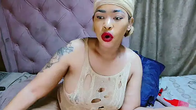 AFRICANGODDESSXXX's cam snapshot