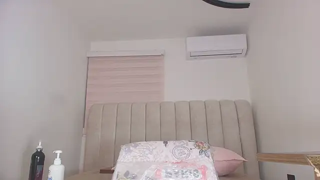 luce_williams live sex cam