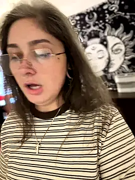 Alix_Valentine's cam snapshot