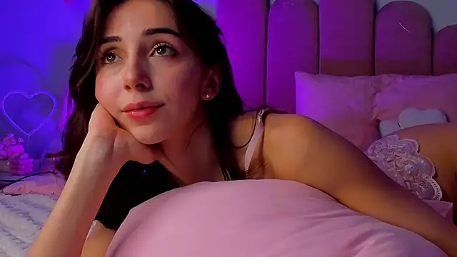 ElsaYoung live sex cam