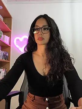 Naughty-Jessie live sex cam