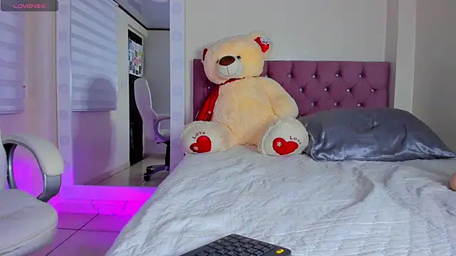 isaa_19 live sex cam