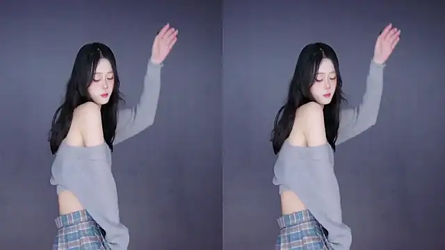 88_Emeralds live sex cam