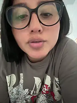 croftsmila live sex cam