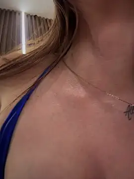 Anita-vega live sex cam