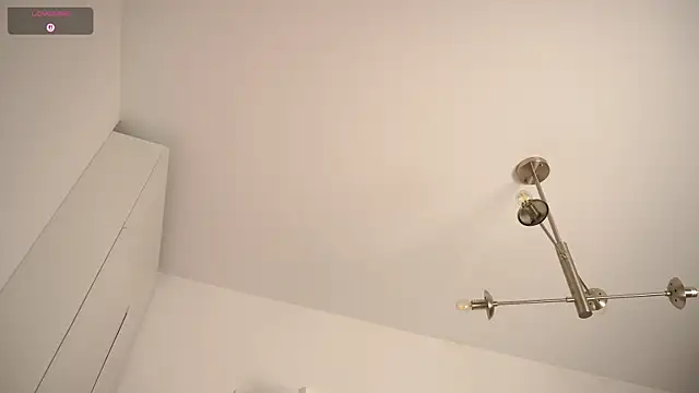 GlamourNova live sex cam