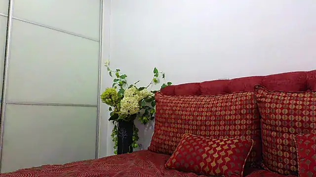 _Maddalena_ live sex cam