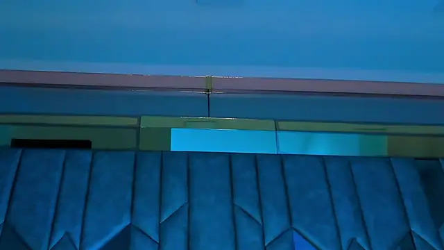 Sebax_Young live sex cam