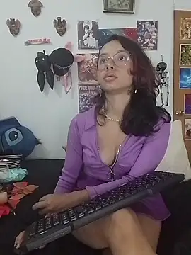 kiaralenon live sex cam