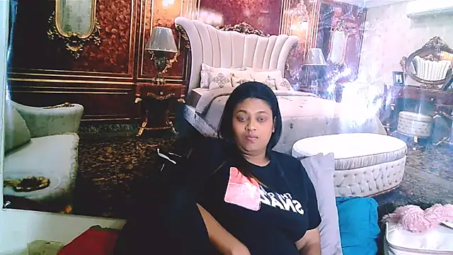 IndianYummy live sex cam