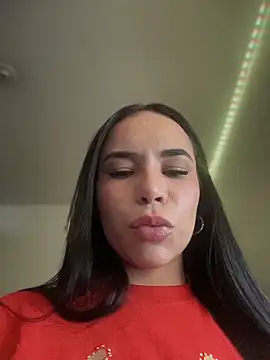 Naatalia live sex cam