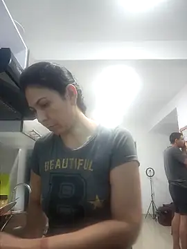 yohacriss live sex cam